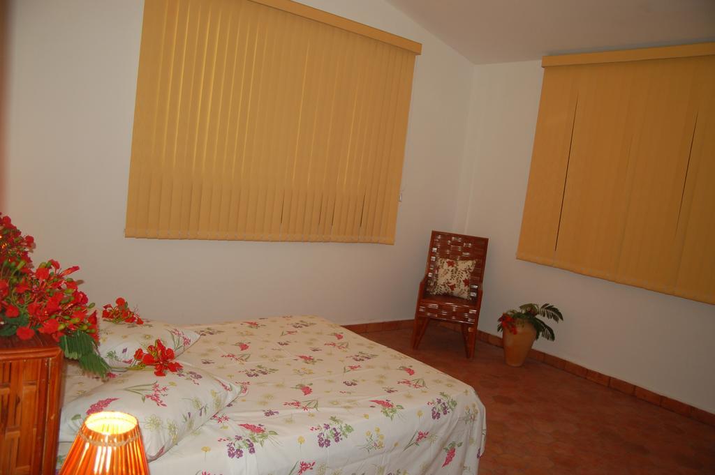B&B Villa Borromeo Salvador Ruang foto